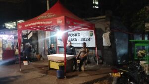 Bhabinkamtibmas Pegangsaan Antisipasi Cegah Tawuran Dan Pilkada Aman Di Posko Nila Jaya