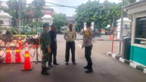 Patroli Dialogis Bhabinkamtibmas Dan Babinsa Johar Baru Berikan Imbauan Kamtibmas Menjelang Pilkada Ke Security BKPK