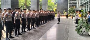 Polsek Kemayoran Melakukan Pengamanan Aksi Unjuk Rasa