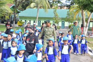 Satgas Pamtas Yonarmed 11 Kostrad Terima Kunjungan Outing Class TK Sion Nunukan