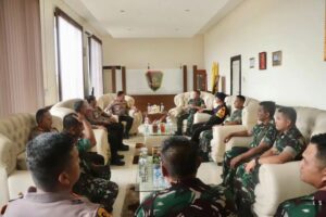 Jalin Sinergitas, Pangdivif 3 Kostrad Terima Kunjungan Kapolda Sulawesi Selatan