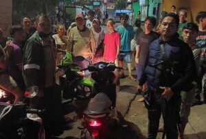 Polsek Metro Tanah Abang Bubarkan Remaja Dini Hari Dalam Rangka Antisipasi Tawuran Di RW 05 Kampung Bali