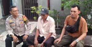 Bhabinkamtibmas Cempaka Putih Timur Patroli Ke Pemukiman Cegah Gangguan Kamtibmas
