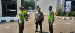 Panit II Sabhara Lakukan Patroli Dialogis Di Area Perkantoran
