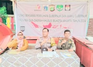 Desk Pilkada Posko Bersama, Bhabinkamtibmas Johar Baru Dengan Satpol. PP dan FKDM