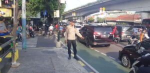 Patroli Pagi Hari Kapolsubektor Tanah Tinggi Melaksanakan Pengaturan Lalu Lintas Jalan Letjend Suprapto