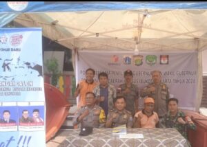 Tiga Pilar Bahas Situasi Kamtibmas Menjelang Pilkada DKI Jakarta Di Posko Pemilu Kelurahan Johar Baru.