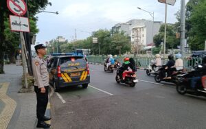 Pengaturan Lalu Lintas Pagi Hari Di Jl. TL. MBAL Jl. Gunung Sahari Raya