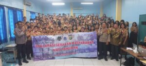 Binmas Polsek Metro Menteng Melaksanakan Penyuluhan Anti Tawuran SMP Percik Cikini Menteng