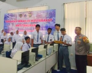 Pelajar SMKN 19 Deklarasi Anti Tawuran