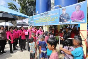 Wujud Kepedulian Polri dan Bhayangkari Daerah Sumut,Beri Bansos dan Baksos Untuk Masyarakat Nias Selatan