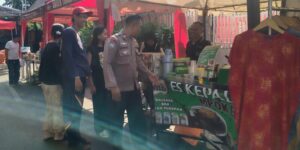 Bhabinkamtibmas Benhil Monitoring Bazaar UMKM Oleh Pemuda Karang Taruna