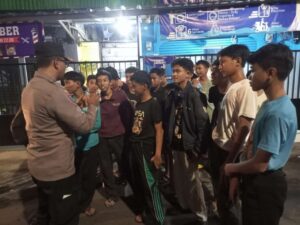Langkah Awal Cegah Tawuran oleh Bhabinkamtibmas Kelurahan Kampung Rawa