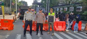Kapolsubsektor Sarinah Berikan Pelayanan Masyarakat Yang Melaksanakan Car Free Day