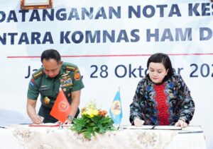 Panglima TNI dan Ketua Komnas HAM Tanda Tangani MoU untuk Peningkatan Kerjasama Pemajuan dan Perlindungan HAM