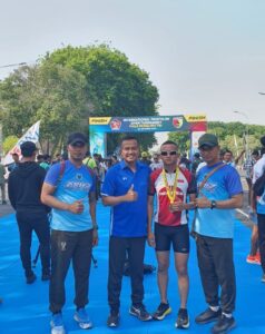 Prajurit Yonarhanud 2 Kostrad Turut Serta Dalam Open Tournament Triathlon Piala Panglima TNI 2024