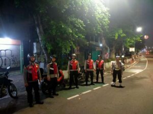 Polsek Johar Baru Laksanakan Patroli Cipta Kondisi Guna Antisipasi Tawuran Antar Warga dan Kejahatan Jalanan.