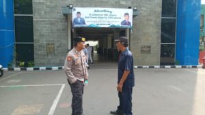 Berikan Imbauan Kamtibmas Jelang Pilkada Ke Security Dakwah Muhammadiyah, Samapta Polsek Senen Giatkan Patroli