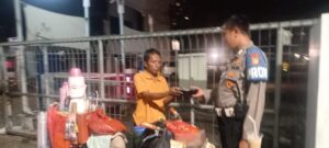 Peduli Berbagi Masyarakat Sekitar Menteng