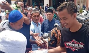 Anggota DPR -RI Rizal Bawazier Kembali Adakan Giat Jum’at Berkah