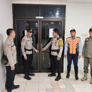 Sinergi Polsek Johar Baru Bersama Unsur Pemerintah Daerah dan Stakeholder Meningkatkan Pengamanan Gudang Logistik Pilkada