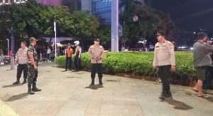Imbauan Kasubnit Narkoba Para Remaja Depan Grand Hyatt Hindari Tawuran