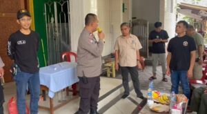 Bhabinkamtibmas Menteng Cegah Aksi Tawuran di Rw. 10 Bersama Tiga Pilar