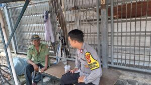 Bhabinkamtibmas Kartini Tingkatkan Sinergi Warga untuk Keamanan Lingkungan