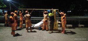 Memasuki Masa Tenang, Tiga Pilar Kecamatan Kemayoran Lakukan Penurunan Alat Peraga Kampanye