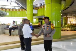 Kapolsek Metro Gambir Lakukan Kunjungan Kerja ke Stasiun KAI Gambir