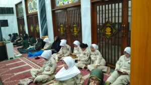 Prajurit dan PNS Makostrad Terima Siraman Rohani