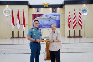 TNI AL Dumai Ikuti Sharing Komunikasi dan Motivasi Bersama Dr. Aqua Dwipayana
