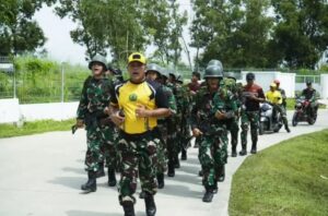 Tradisi Masuk dan Pindah Satuan di Yonif 305 Kostrad Berlangsung Khidmat