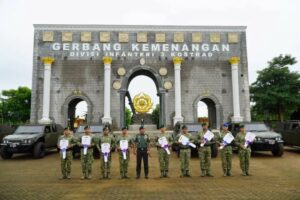 Pangdivif 3 Kostrad Pimpin Penyerahan Kendaraan Dinas untuk Tingkatkan Mobilitas Operasional