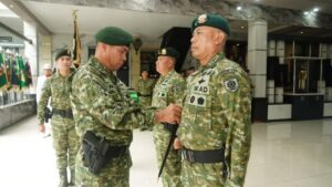 Pangdivif 1 Kostrad Pimpin Sertijab Kasdivif 1 Kostrad