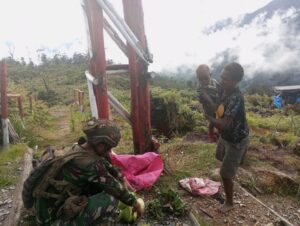 Satgas Yonif 509 Kostrad Gelar Kegiatan Rosita di Pos Langit Bilogai