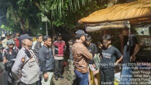 Antisipasi Tawuran Dan Gangguan Kamtibmas Polsek Johar Baru Bersama Tiga Pilar Gelar Patroli Cipta Kondisi Gabungan