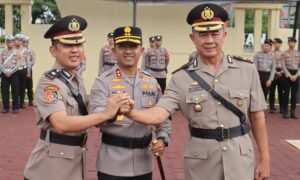 Serah Terima Jabatan Wakapolres Pemalang Dari Kompol Agus Santoso Kepada Kompol Eddy Purnama Lilah 