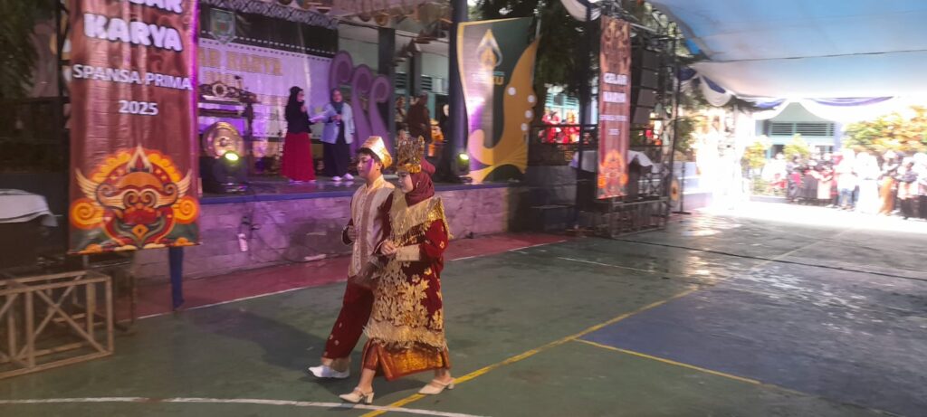 SMPN 1 KOTA SUKABUMI gelar acara yang bertemakan “Harmoni Kebhinekaan Nusantara Karya Siswa Di Spansa Prima”.