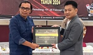 Distribusi Logistik Dalam Penyusunan Laporan Evaluasi Pilkada Serentak Kabupaten Pemalang Tahun 2024