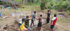 Manunggal Dengan Rakyat, Satgas TMMD 123 Kodim 1510/Sula Lanjutkan Sasaran Pembangunan Talud Sepanjang 200 meter
