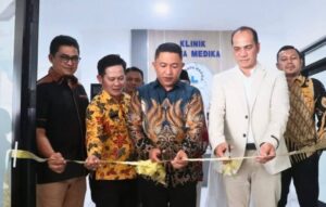 RESMIKAN NYA KLINIK PRATAMA SHIFA MEDIKA, WAKIL BUPATI ANDREAS” WUJUDKAN LAYANAN PRIMA DI BIDANG KESEHATAN