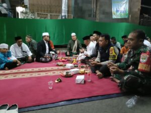 Bhabinkamtibmas Gunung Sahari Utara Hadiri Peringatan Isra Mi’raj Bersama Tokoh Agama
