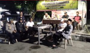 Polsek Metro Gambir Bersama Pokdarkamtibmas dan Tokoh Masyarakat Gelar Patroli Kamtibmas di Jl. Baru Duripulo