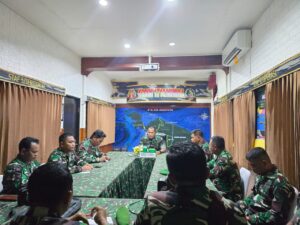 Jaga Kekompakan Di Seluruh Jajaran, Dandim 1710/Mimika Pimpin Briefing Perwira