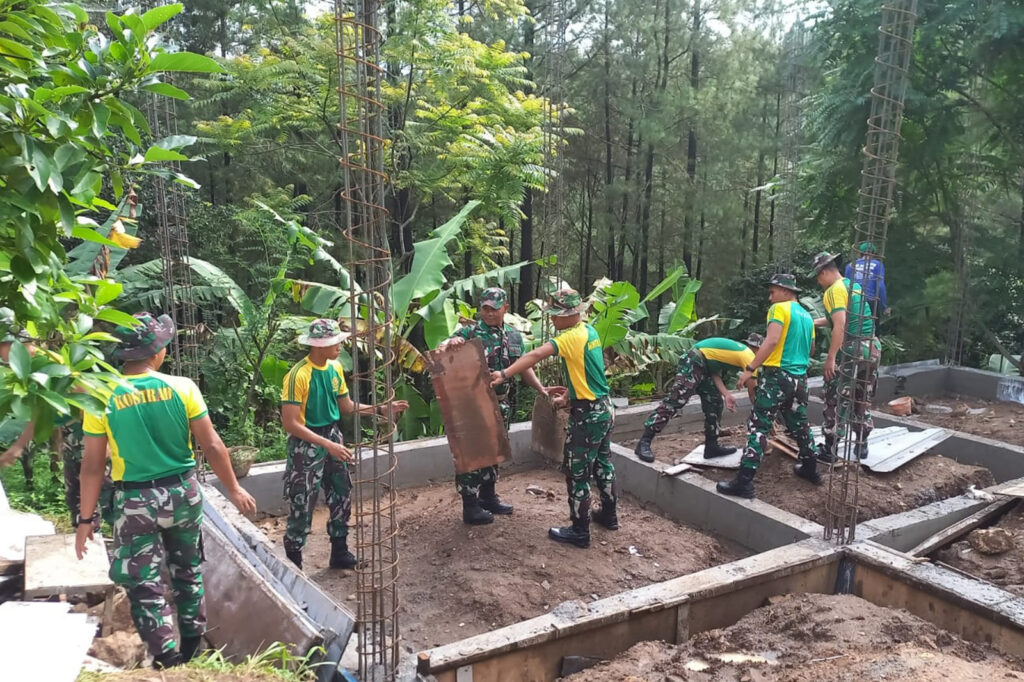 Teritorial Terpadu Yonif 503 Kostrad Dedikasi 64 Tahun Kostrad Untuk Rakyat
