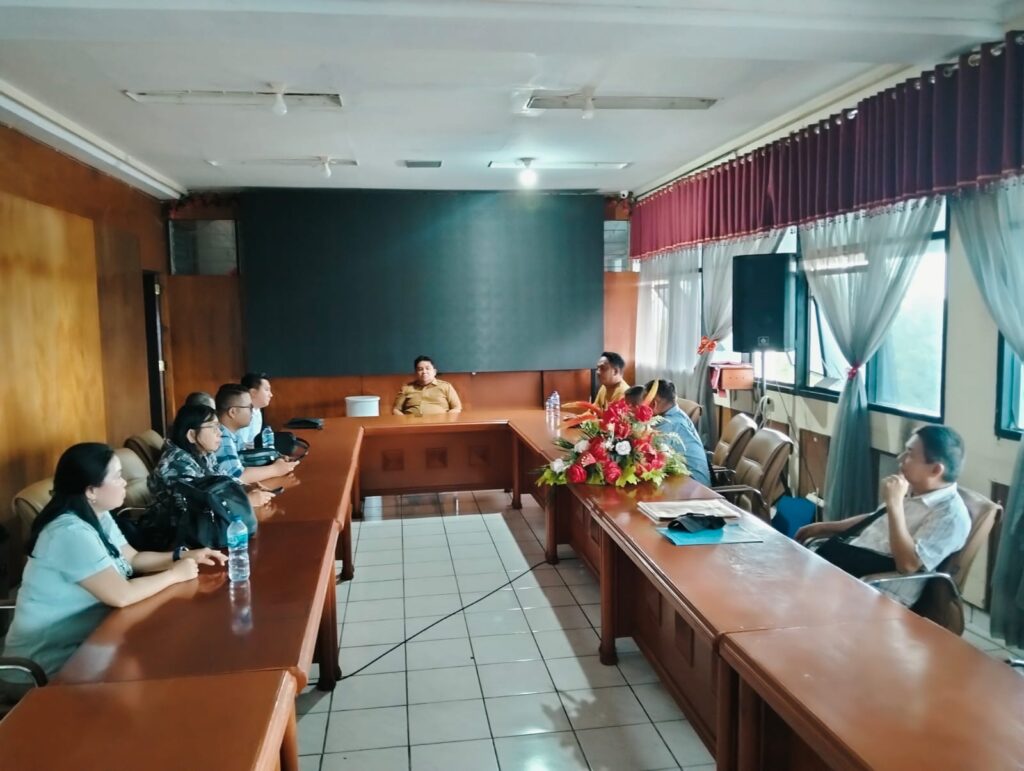 Mirisnya Kadis Kominfo Persulit Insan Pers,Diduga Kadis Kominfo Sulut Pilih Kasi