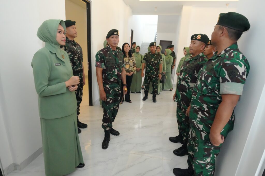 Pangkostrad Resmikan Mess Bintara dan Tamtama Kostrad