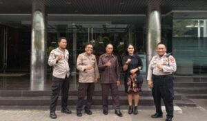 Polsek Cempaka Putih Laksanakan Patroli di Gereja Bethel