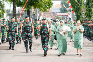 Kunjungan Kerja Panglima Divisi Infanteri 2 Kostrad di Satuan Yonzipur 10 Kostrad